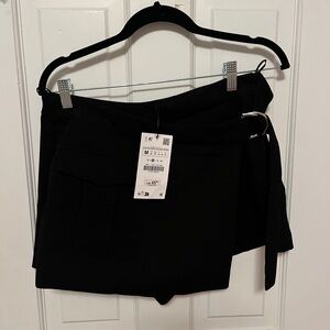NEW WITH TAGS ZARA skort